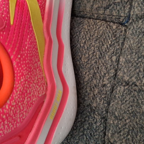 EUC !!! Brooks Size 10 Womens - Picture 2 of 11